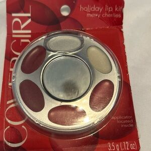 Covergirl Holiday Lip Kit Merry Cherries Dial Up Favorite Comes W/ Applicator